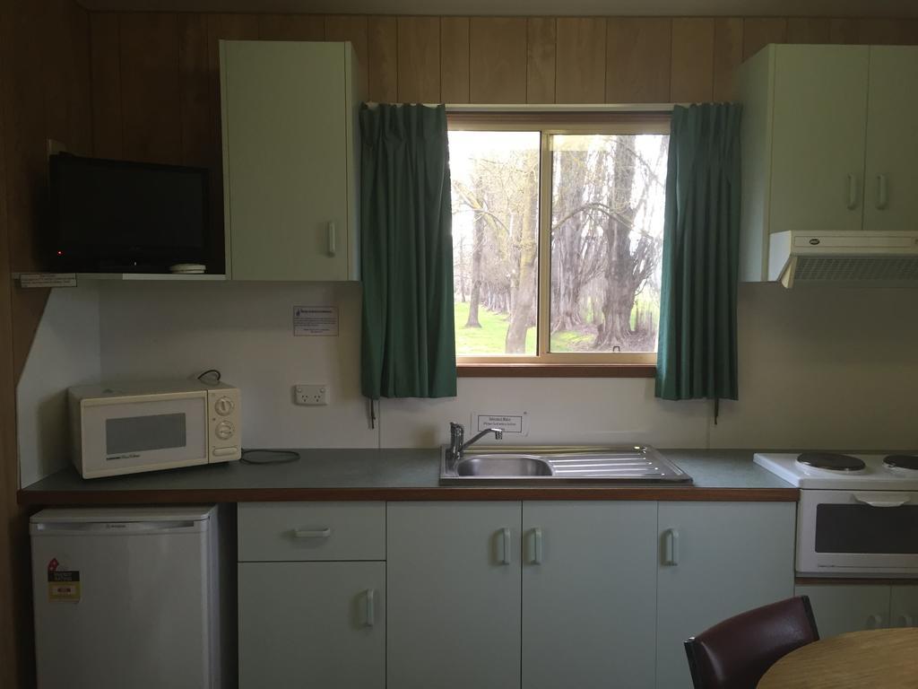 Colac Colac Caravan Park Corryong Ngoại thất bức ảnh