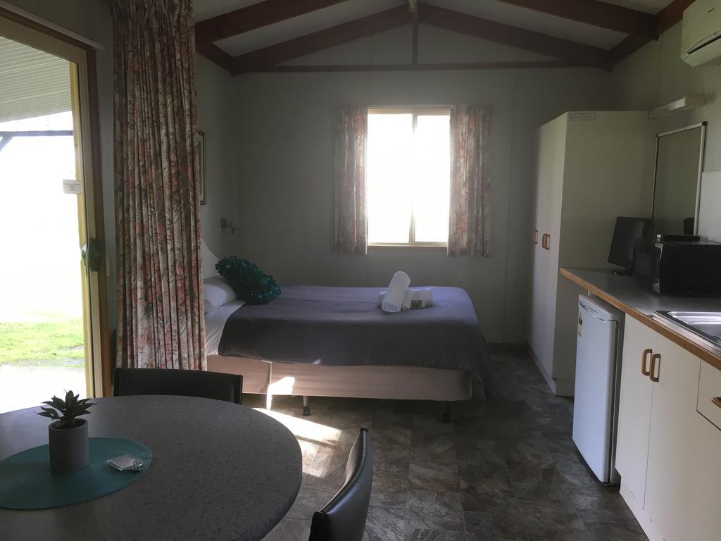 Colac Colac Caravan Park Corryong Ngoại thất bức ảnh